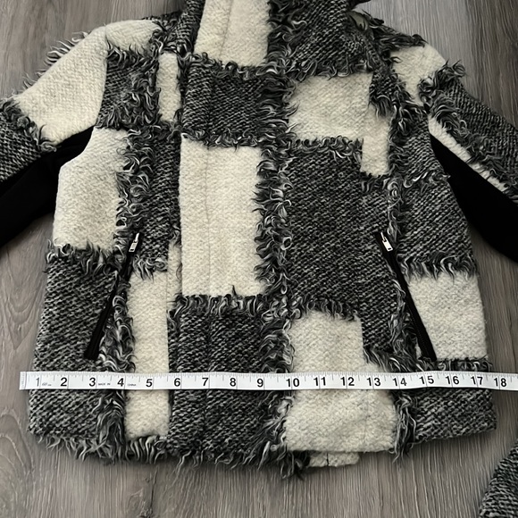 Natalia Romano jacket. Size S - Picture 8 of 8